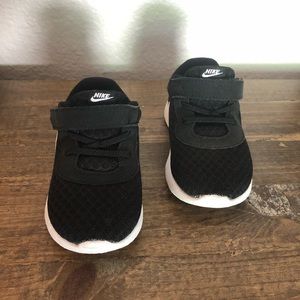 Black Toddler Nike Tanjun’s